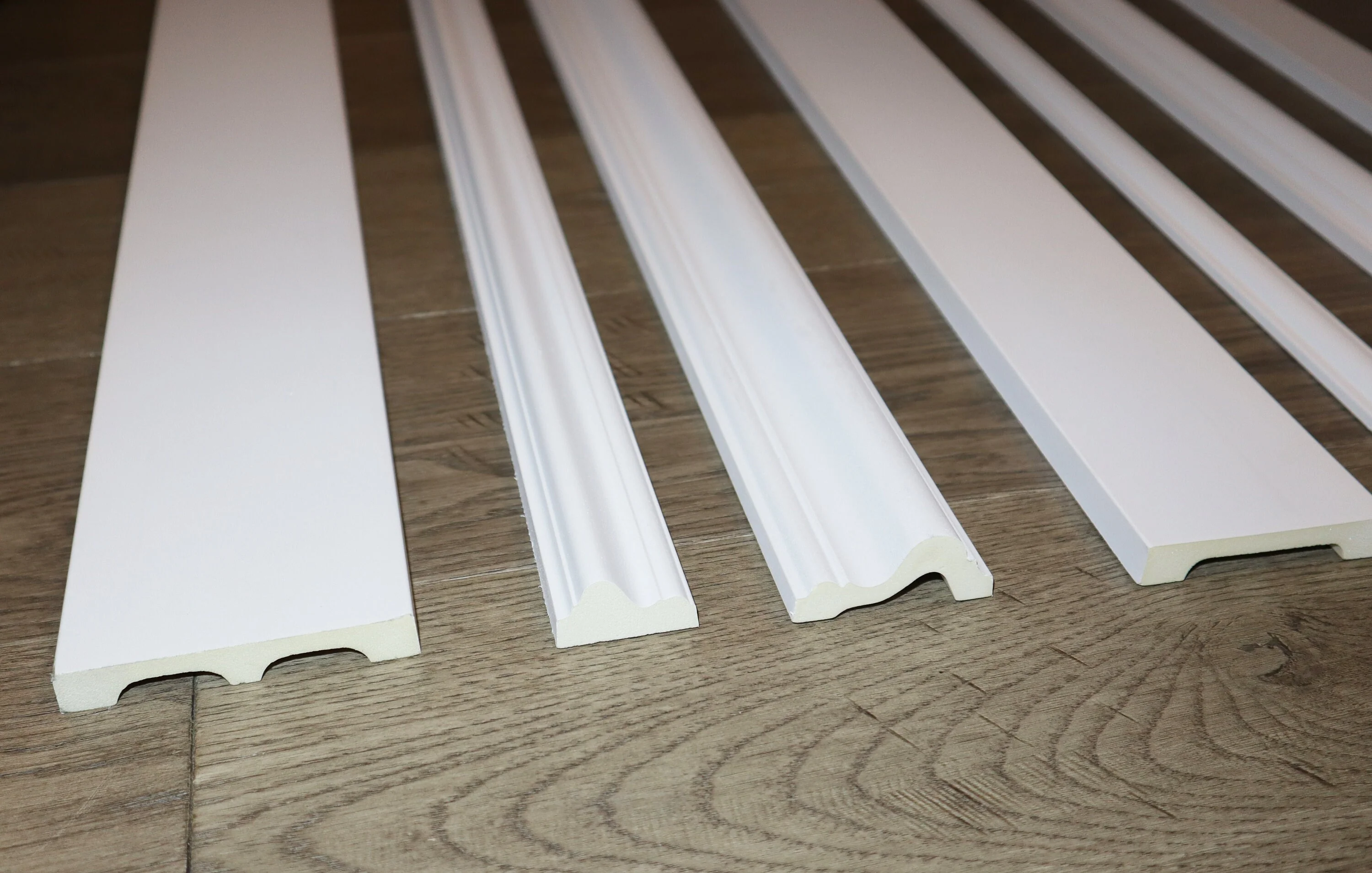 Wall Molding Kit Half Wall - Accent Wall- Hallway Wall- Dining Room Wall- Picture Frame Paneling- Box Paneling- Wall Trim Kits in Canada - Image 9